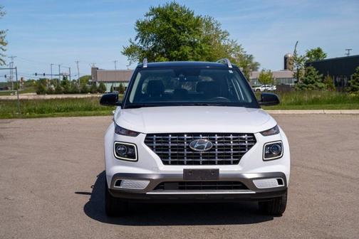 2022 Hyundai VENUE Limited