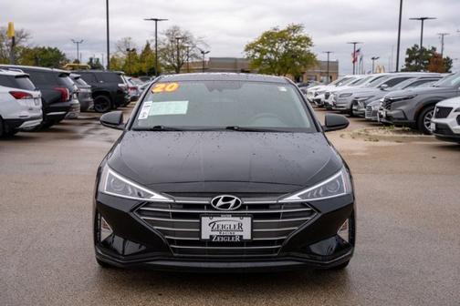 2020 Hyundai ELANTRA SE