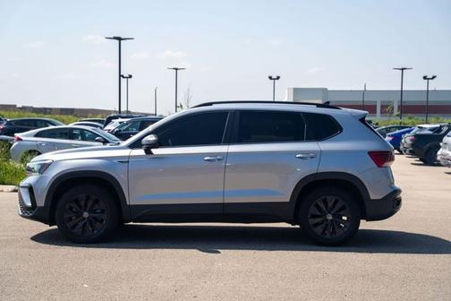 2022 Volkswagen Taos 1.5T S