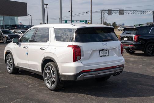 2025 Hyundai PALISADE SEL Premium