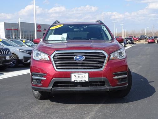 Photo 4 of 46 of 2019 Subaru Ascent Premium 8-Passenger