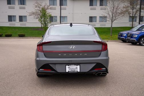 2022 Hyundai SONATA SEL
