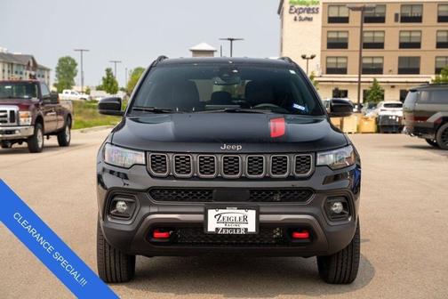 2024 Jeep Compass Trailhawk