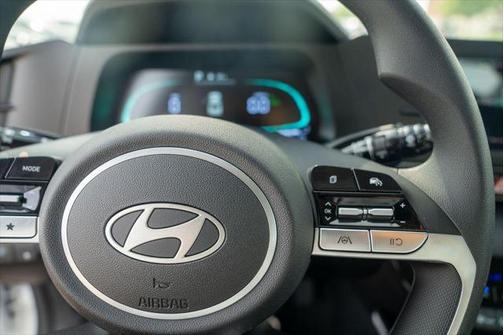 2025 Hyundai ELANTRA HEV Blue