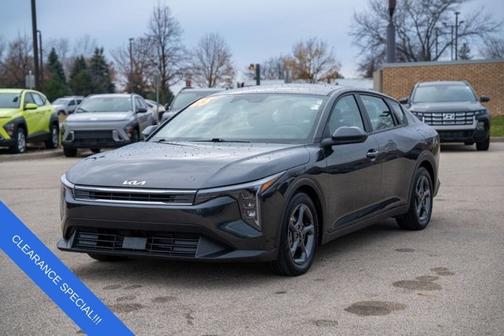 2025 Kia K4 EX