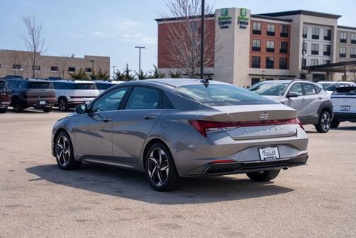 2023 Hyundai ELANTRA HEV Limited