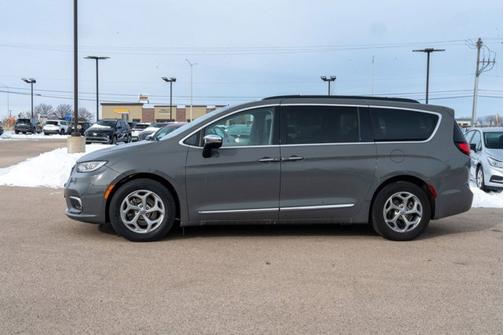 2023 Chrysler Pacifica Limited