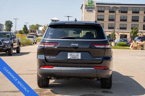 2022 Jeep Grand Cherokee L Laredo