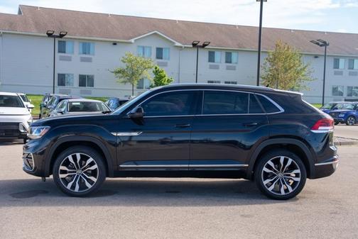 2021 Volkswagen Atlas Cross Sport 3.6L V6 SEL Premium R-Line