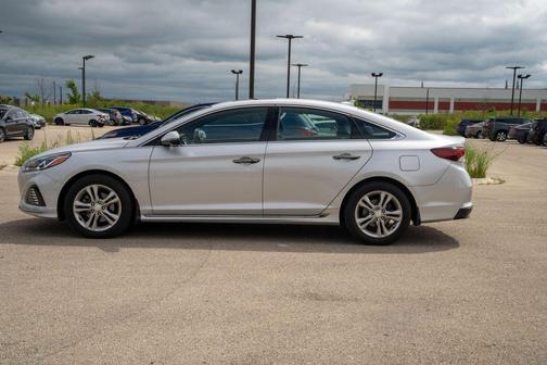 2019 Hyundai SONATA Sport
