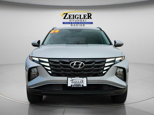 Shimmering Silver 2024 Hyundai TUCSON SEL