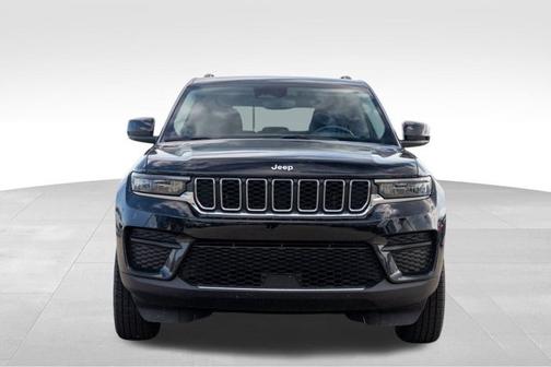 2022 Jeep Grand Cherokee Laredo