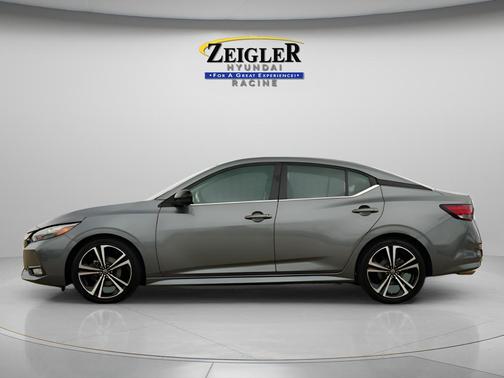 2022 Nissan Sentra SR