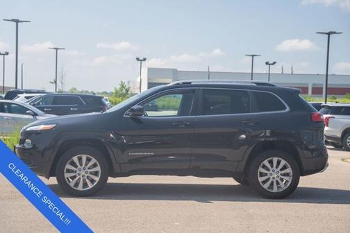 2016 Jeep Cherokee Overland