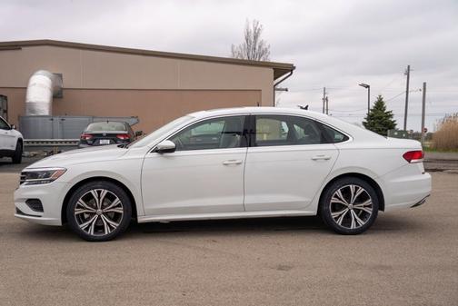 2021 Volkswagen Passat 2.0T SE