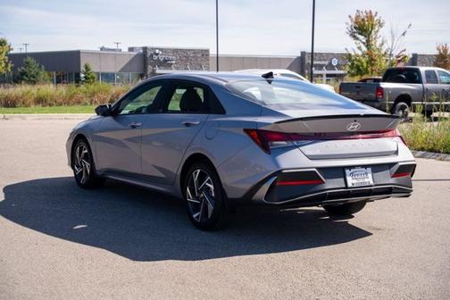 2025 Hyundai ELANTRA Sport