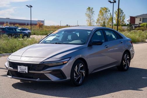 2025 Hyundai ELANTRA Sport
