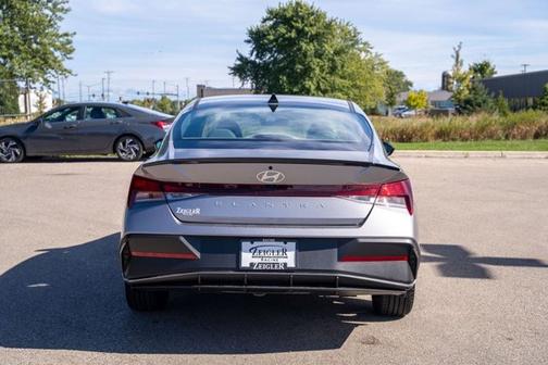 2025 Hyundai ELANTRA Sport