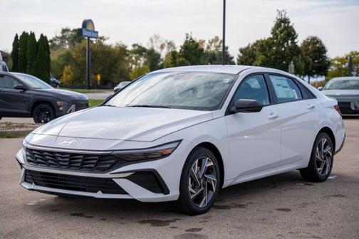 2025 Hyundai ELANTRA Sport