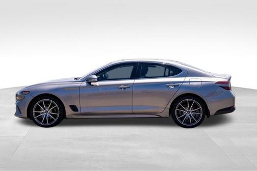 2022 Genesis G70 2.0T