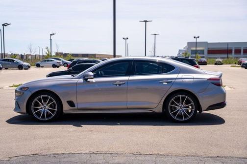 2022 Genesis G70 2.0T
