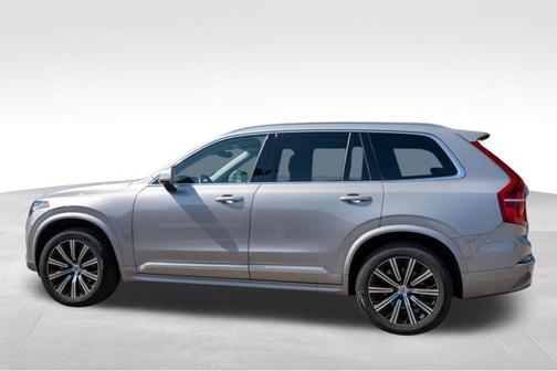 2023 Volvo XC90 Plus
