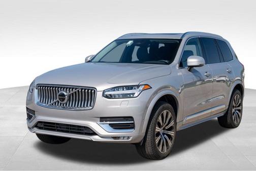 2023 Volvo XC90 Plus