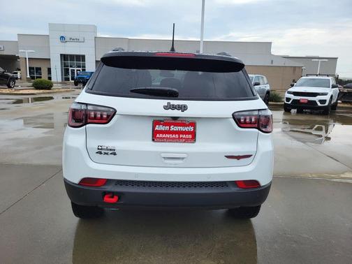 2026 Jeep Compass Trailhawk