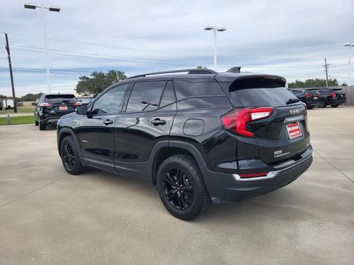 2024 GMC Terrain AWD AT4