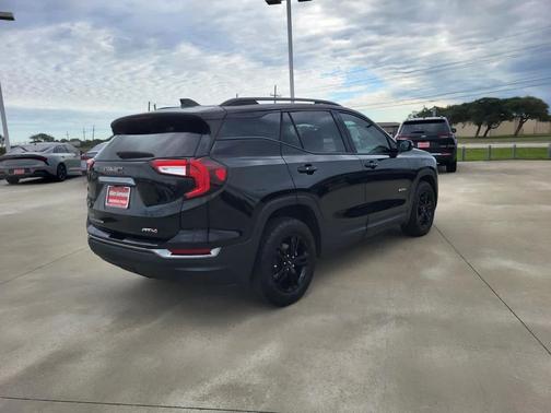 2024 GMC Terrain AWD AT4