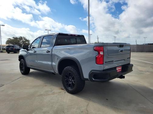 2025 Chevrolet Silverado 1500 ZR2