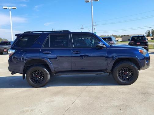 2022 Toyota 4Runner TRD Off Road Premium
