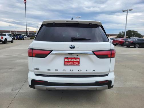 2023 Toyota Sequoia Limited