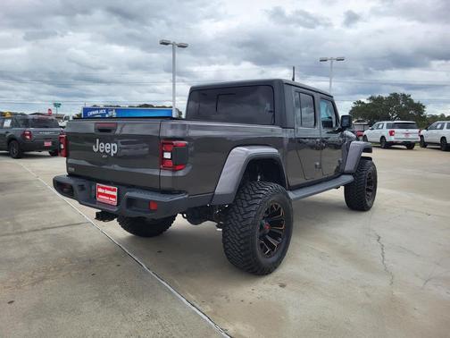 2020 Jeep Gladiator Overland