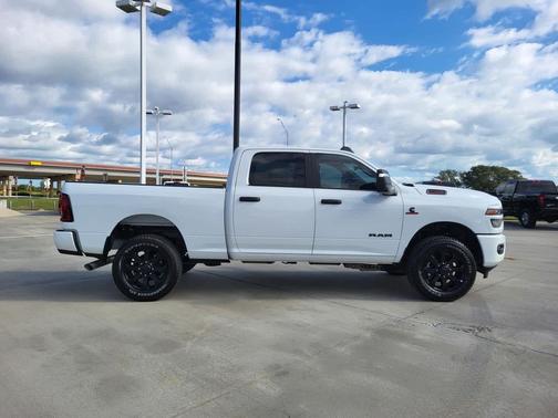 2026 RAM 2500 Lone Star Crew Cab 4x4 6'4' Box