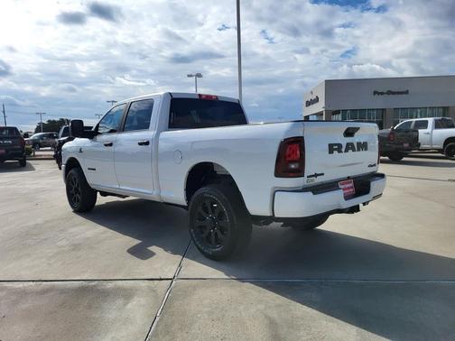 2026 RAM 2500 Lone Star Crew Cab 4x4 6'4' Box