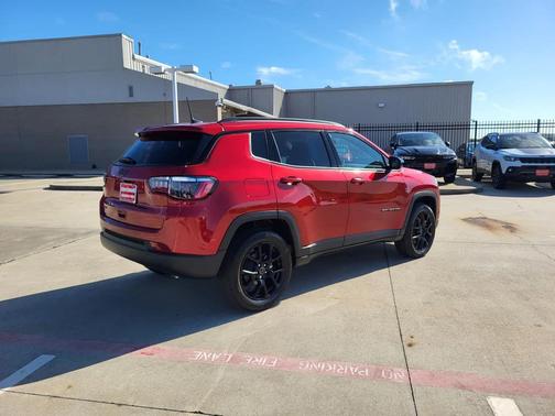 2026 Jeep Compass Latitude