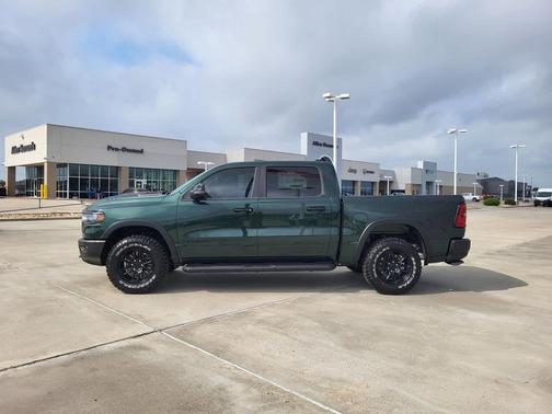 Serrano Green Metallic 2026 RAM 1500 Rebel