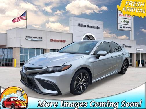 2023 Toyota Camry SE