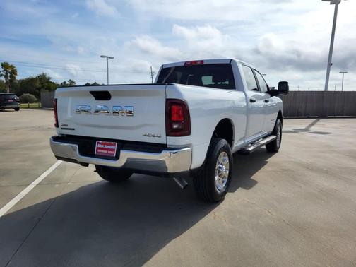 2025 RAM 2500 Big Horn Crew Cab 4x4 6'4' Box