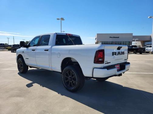 2026 RAM 2500 Lone Star Crew Cab 4x4 6'4' Box