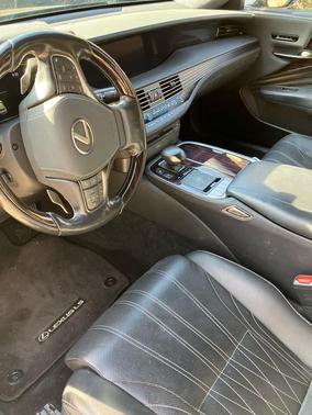 2019 Lexus LS 500 Base