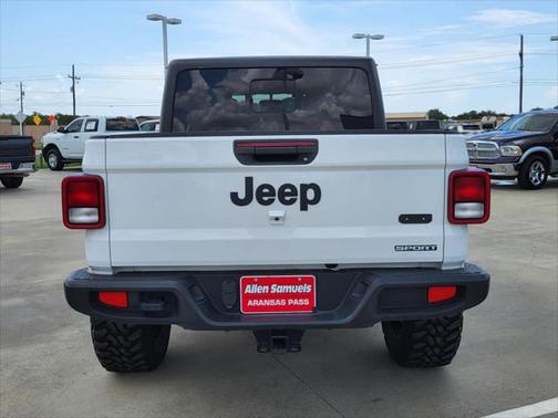 Bright White Clearcoat 2020 Jeep Gladiator Sport S