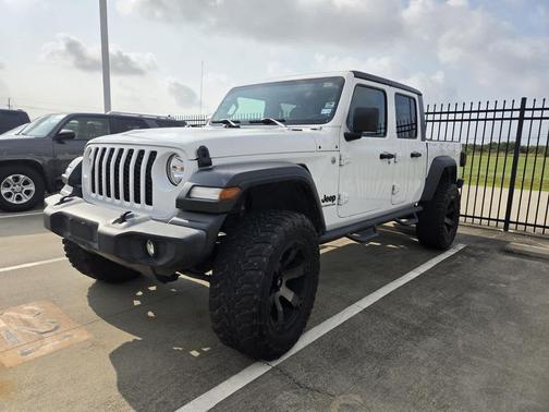 Bright White Clearcoat 2020 Jeep Gladiator Sport S