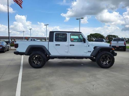 Bright White Clearcoat 2020 Jeep Gladiator Sport S