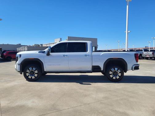2025 GMC Sierra 2500 Denali