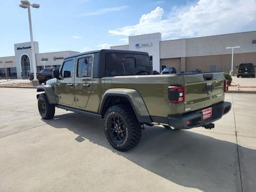 2025 Jeep Gladiator Willys