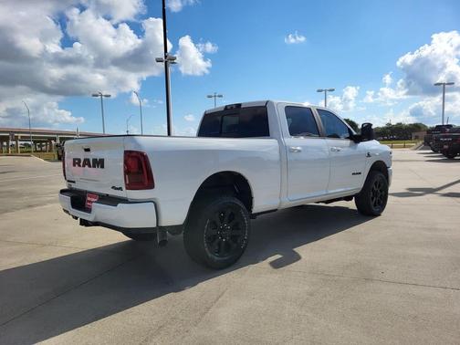 2026 RAM 2500 Laramie Crew Cab 4x4 6'4' Box