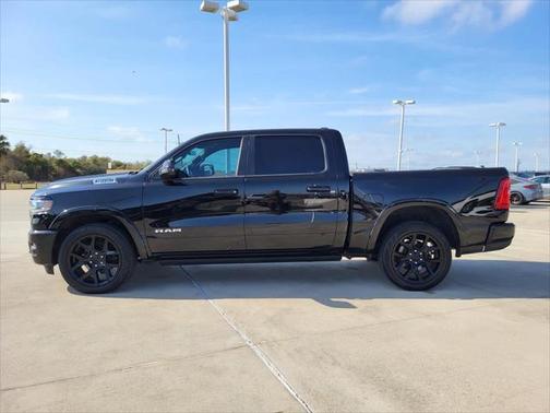 2025 RAM 1500 Laramie Crew Cab 4x4 57' Box