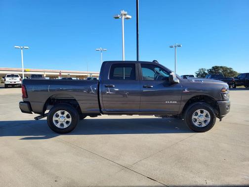 2026 RAM 2500 Lone Star Crew Cab 4x4 6'4' Box